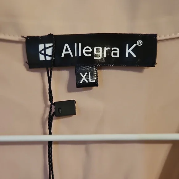 Allegra K Pale Pink V Neck Blouse. NWT - Picture 2 of 7